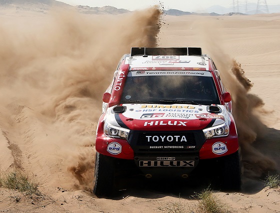 Bernhard ten Brinke Dakar 20 1 neus zand
