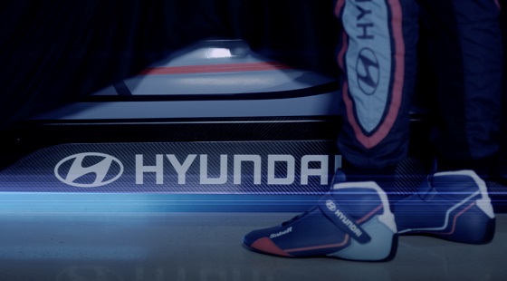 Hyundai elektrische raceauto 19 teaser