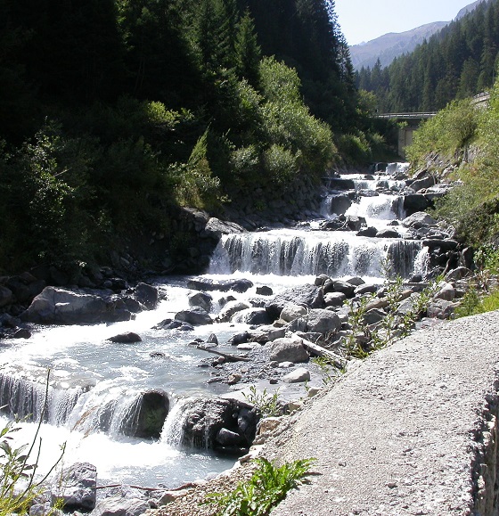 Alpentoer 17 Samnaun waterval